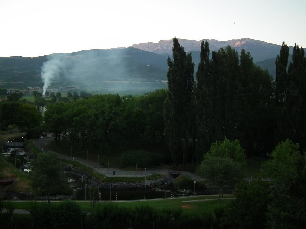 Casa Catharina Bed & Breakfast Ла Сеу д'Ургел Екстериор снимка